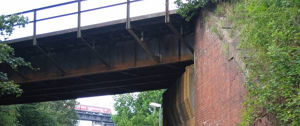 Eisenbahnschleife der Hochbrücke Rendburg